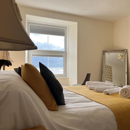 No6 Bed & Breakfast บาร์มัธ ภายนอก รูปภาพ