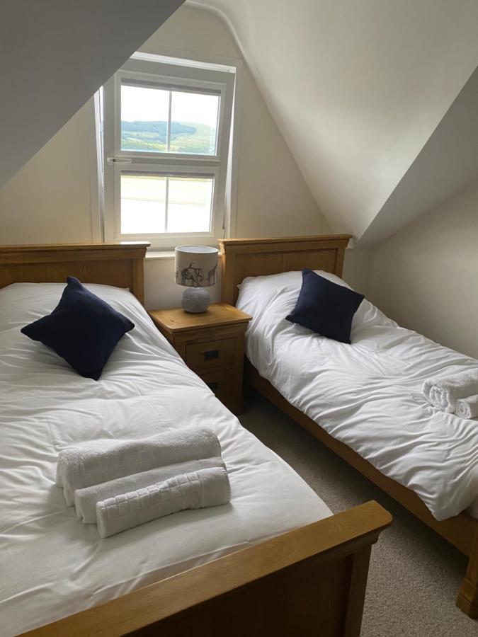 No6 Bed & Breakfast บาร์มัธ ภายนอก รูปภาพ